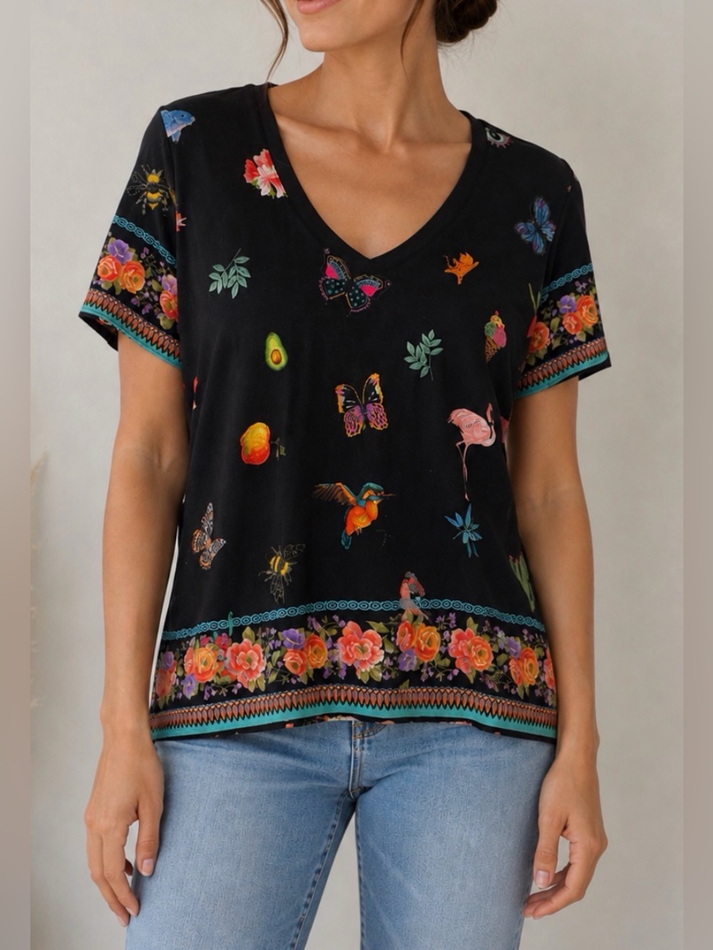 Johnny Was Black V-Neck Floral Graphic Top | Size Small
